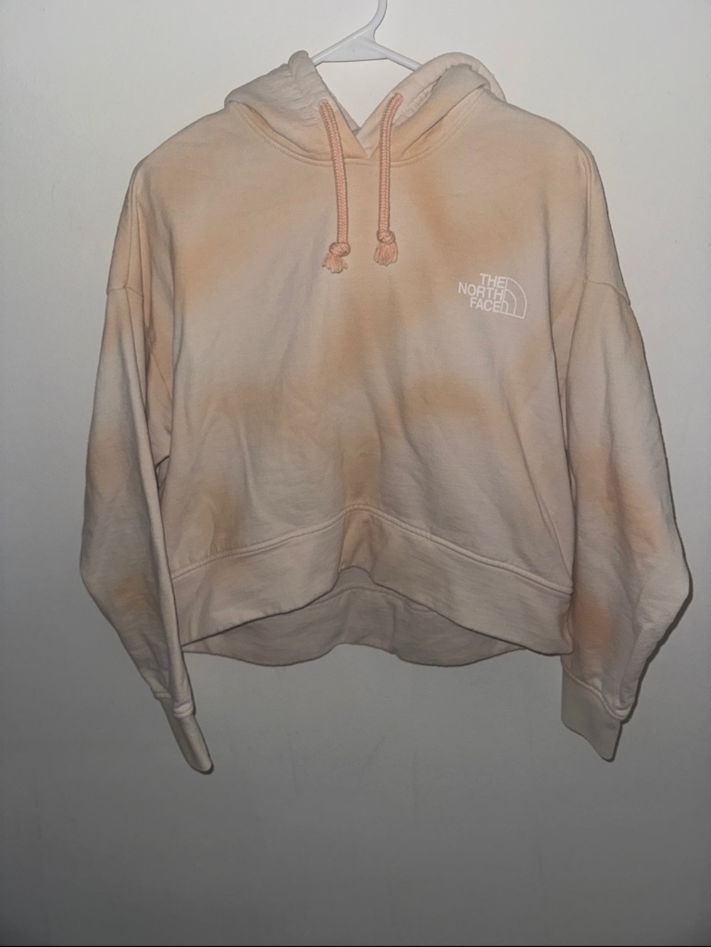 The North Face Women's Peach Tie-Dye Cropped Hoodie